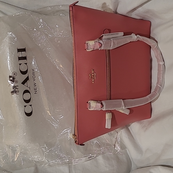 Coach Leather Gallery Tote Taffy gold zips